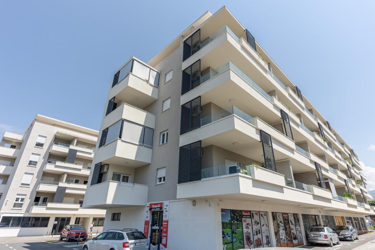 Castrum Apartment *